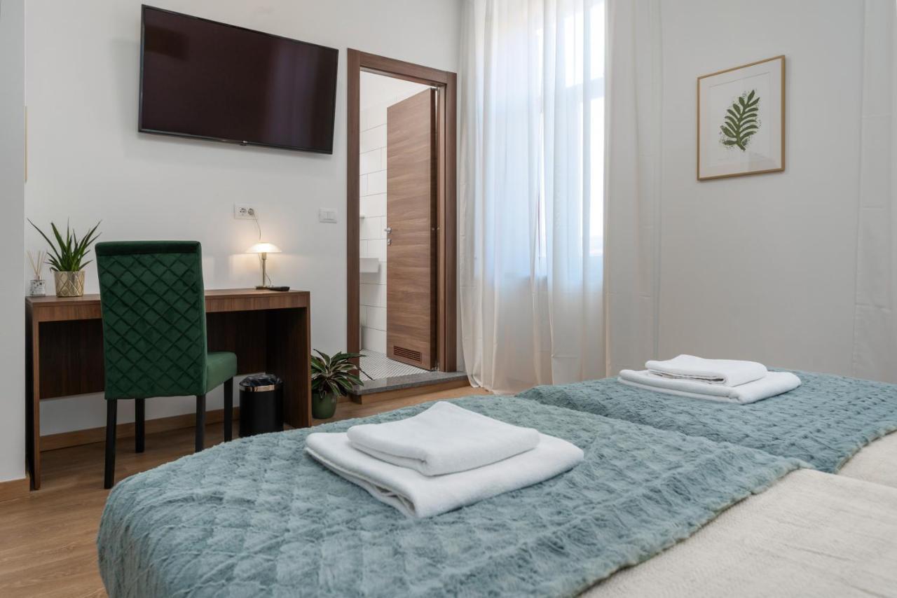 Aurora 4* Pula
