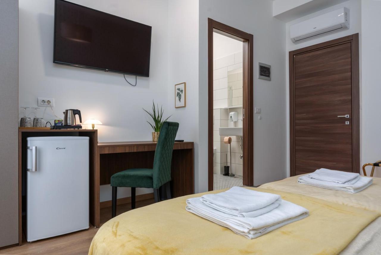 Guest house Aurora