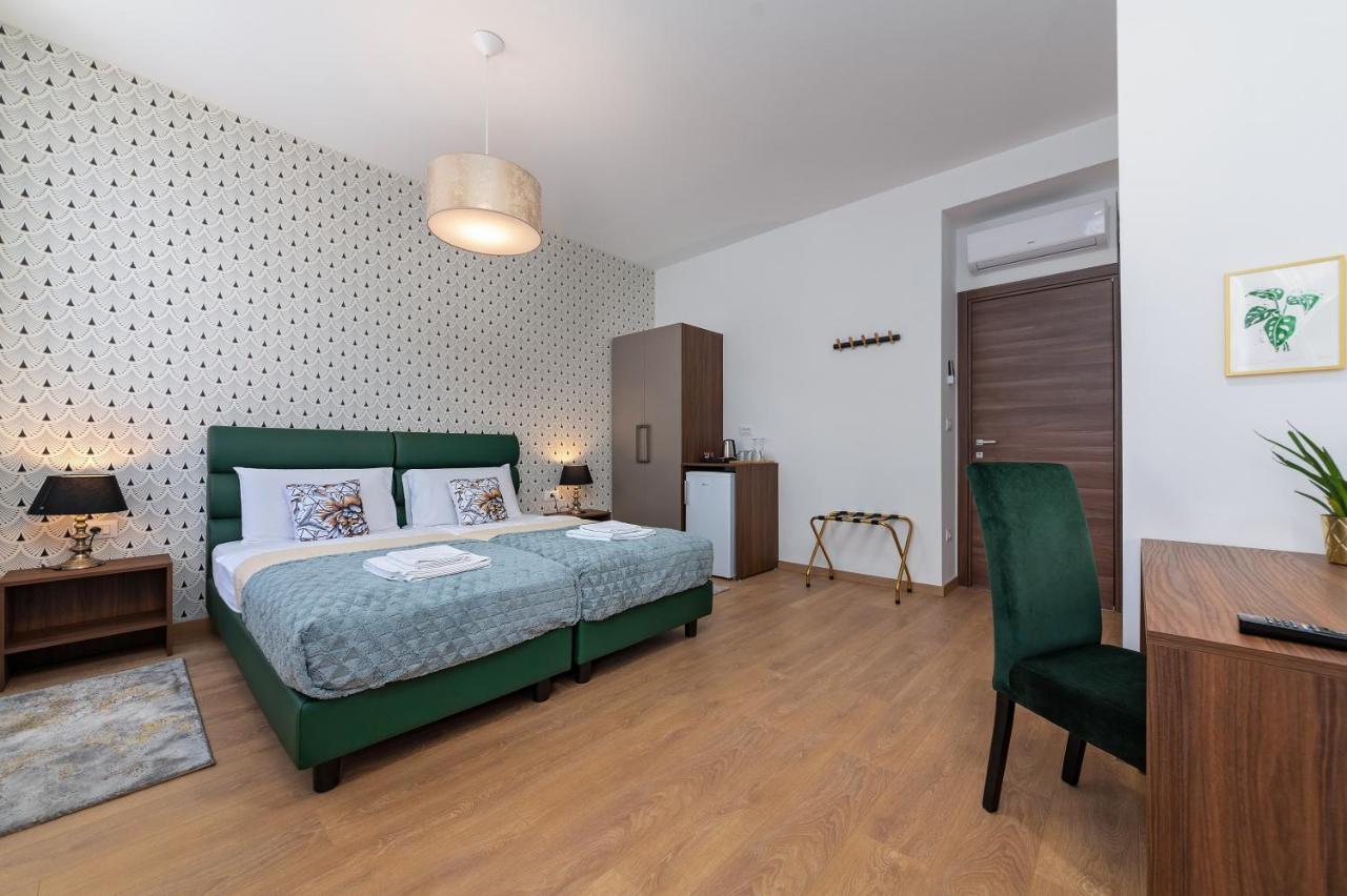 Aurora Guest house 4*